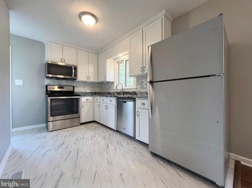 25 Concord Ct, Charles Town WV  25414-5041 exterior