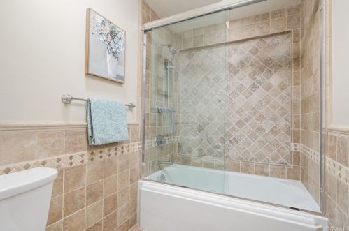 607 Oak Grove Dr, Glendora CA  91741-2258 exterior