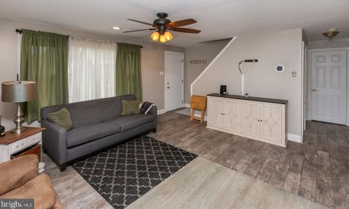 2429 Larkin Rd, Boothwyn PA  19061-2616 exterior