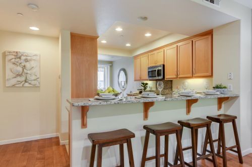 683 Modern Ice Dr, San Jose CA  95112-4862 exterior