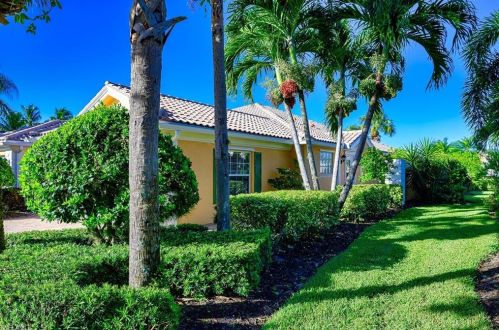 28268 Islet Trl, Bonita Springs, FL 34135-8509
