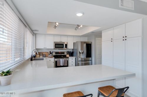 4919 Granite Reef Rd, Scottsdale AZ  85251-1726 exterior