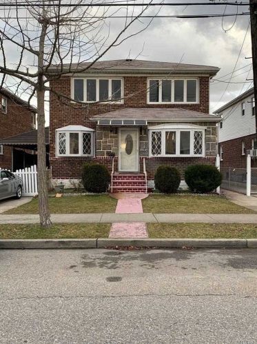 132-15 79th St, Jamaica, NY 11417-1102