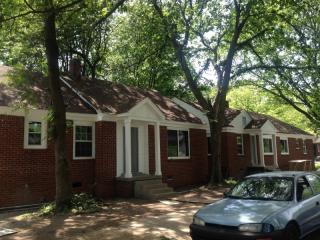 702 Dunlap St, Memphis TN  38107-4047 exterior