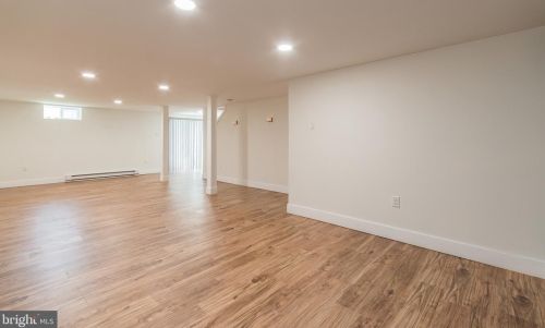 1642 Ox Rd, Edinburg VA  22824-3024 exterior