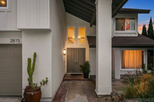 2815 Jacaranda Ave, Carlsbad, CA 92009-9216