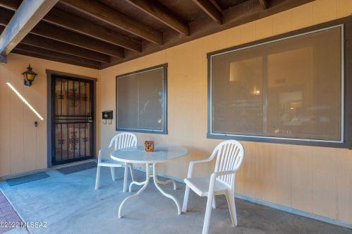 1368 Aztec Ct, Green Valley, AZ 85622-3220