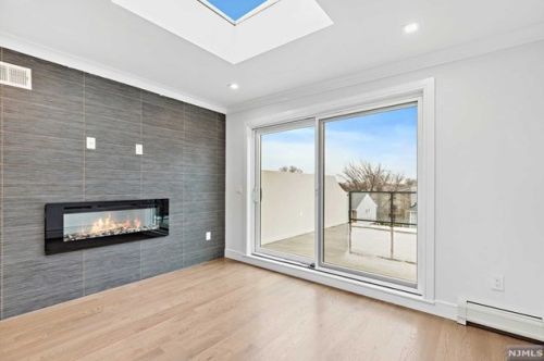 59 Lawton Ave, Cliffside Park NJ  07010-3023 exterior