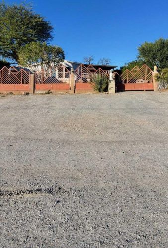 64055 Enchanted Rd, Desert Hot Springs, CA 92240-4923