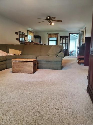 116 Pollys Ln, Uncasville CT  06382-1441 exterior