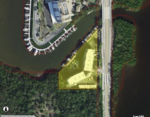 12945 Vanderbilt Dr, Naples FL 34110-6403 exterior