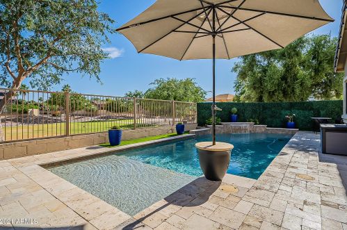 3711 Oxford Ln, Gilbert AZ  85295-4679 exterior