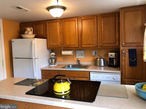 108 Berwick Pl, Lansdale PA 19446-4908 exterior