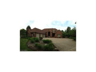 6793 Glengarry Ave, Canton, OH 44718-2295