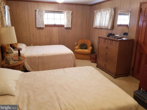 33049 Dupont Blvd, Frankford DE  19945-3800 exterior