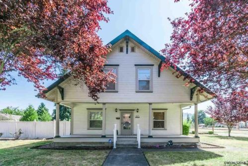 1081 Williams St, Lebanon, OR 97355-4156