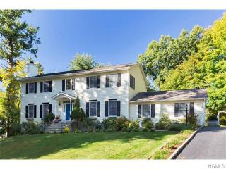 3 Foster Pl, Pleasantville, NY 10570-1817