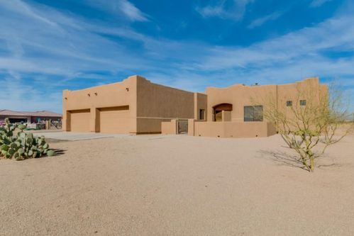 21412 Roberta Dr, Wittmann, AZ 85361-5372