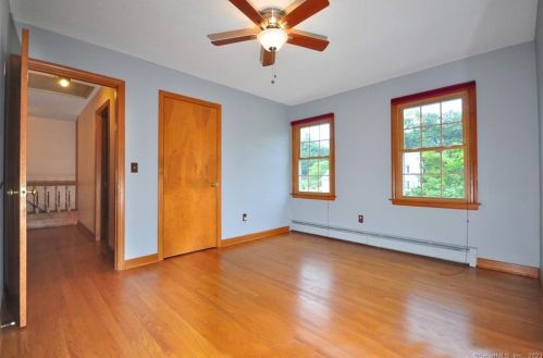 156 Carriage Way, Windsor CT 06095-2008 exterior