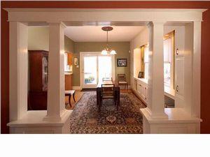 1895 Richmond Dr, Louisville, KY 40205-1471
