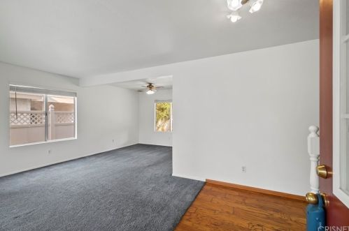 28474 Victoria Rd, Santa Clarita, CA 91384-3048