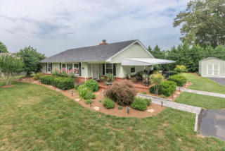 915 Highland Dr, Knoxville, TN 37912-3730