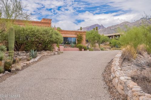 6015 Camino De Santa Valera, Tucson, AZ 85718-3720