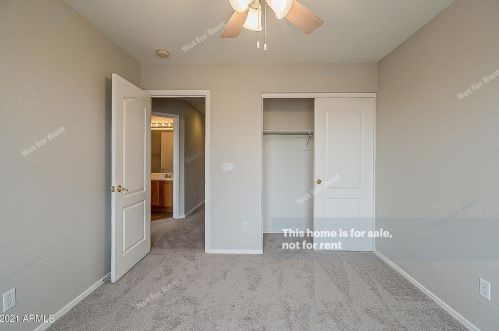 837 Cathy Dr, Gilbert AZ 85296-3639 exterior