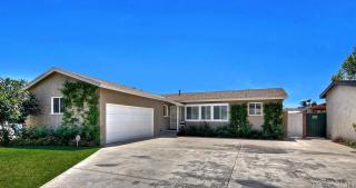 6172 Camphor Ave, Westminster, CA 92683-3506
