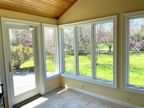 1640 Calves Nck Rd, Southold NY  11971-1217 exterior