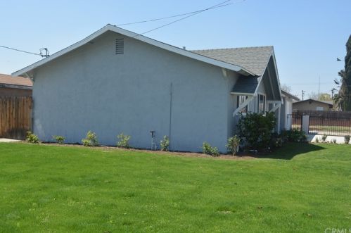 596 Ramona Ave, San Bernardino CA  92411-2524 exterior