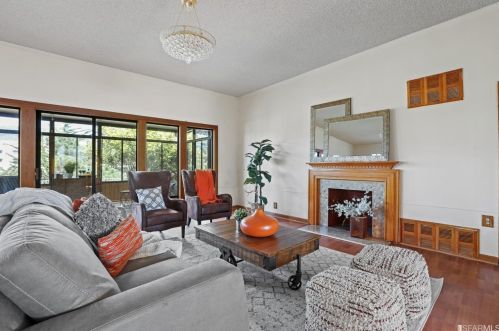 214 Alta Loma Dr, South San Francisco, CA 94080-2240