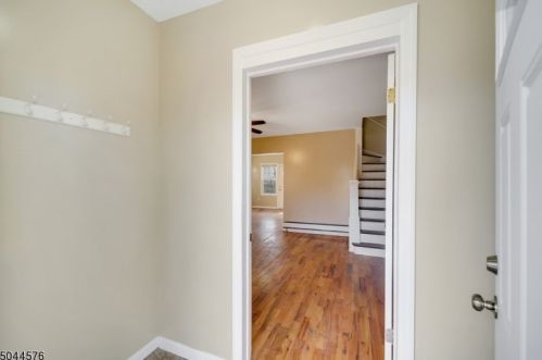 35 Laventhal Ave, Irvington NJ  07111-2841 exterior