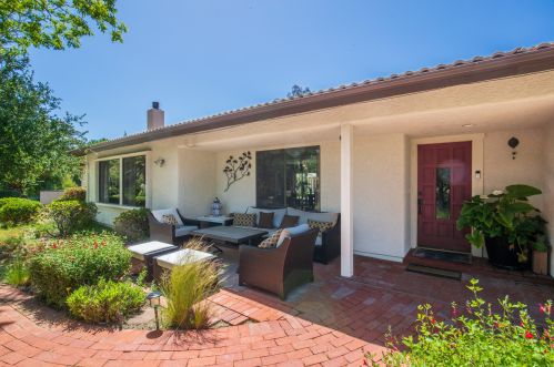930 College Canyon Rd, Solvang, CA 93463-2008