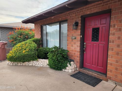 8156 Mitchell Dr, Scottsdale, AZ 85251-5812