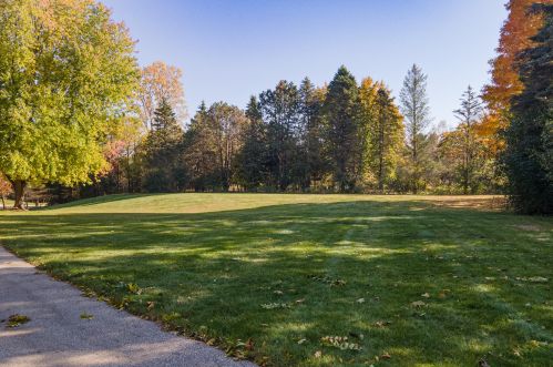1433 Whitewater Dr, Manitowoc WI  54220-9433 exterior