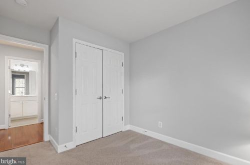 14757 Potomac Branch Dr, Woodbridge VA  22191-4030 exterior