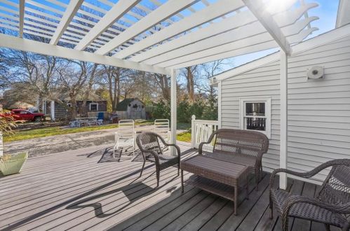 836 Point Judith Rd, South Kingstown RI  02882-5174 exterior