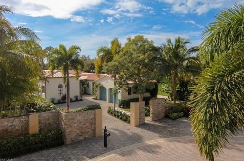 16614 Cortona Ln, Naples, FL 34110-3261