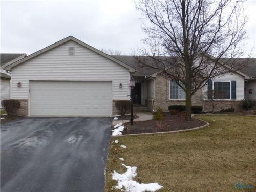 603 Crystal Lake Dr, Holland, OH 43528-9056