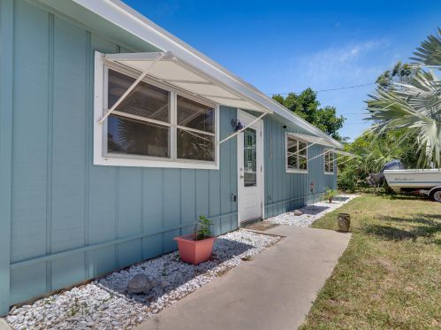 1906 Indiatlantic Dr, Fort Pierce, FL 34949-3322