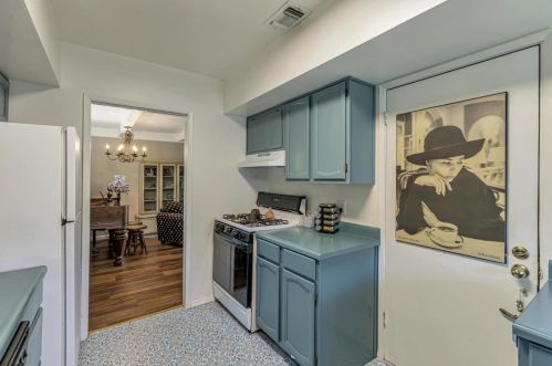 5716 Georgia Dr, North Highlands CA  95660-4725 exterior