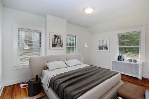 68 Mckinley Ave, White Plains NY  10606-1618 exterior