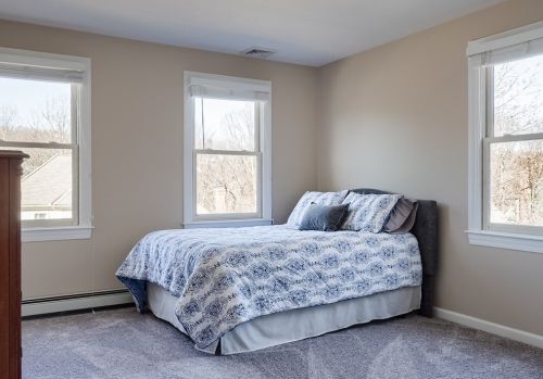 9 Kemble Dr, Shrewsbury MA 01545-1690 exterior