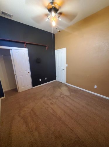 9780 Waterfowl Dr, Elk Grove CA  95757-8128 exterior