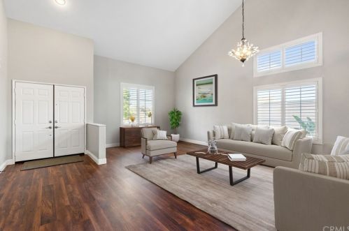 32211 Camino Nunez, Temecula CA  92592-6365 exterior