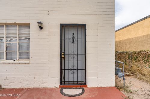 208 Palmdale St, Tucson AZ  85714-1439 exterior