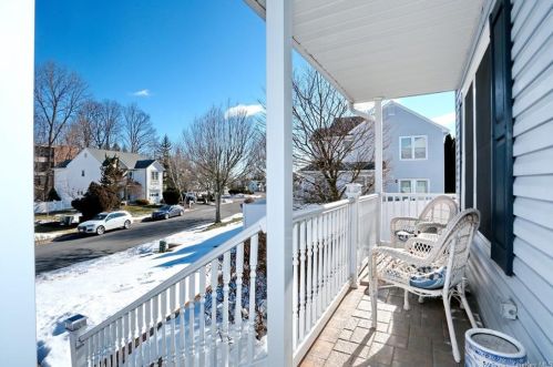 27 Larkin Ln, Garnerville NY  10923-1536 exterior