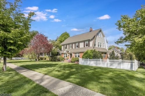331 Grove St, Montclair, NJ 07042-4224