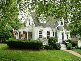 44 Harvard Rd, Manchester, CT 06042-3218